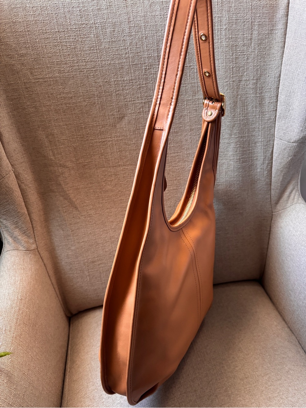 Coach Ergo Shoulder Bag 33 in Natural - Picture 11 of 15